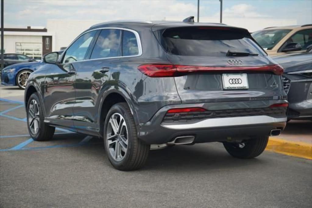 New 2025 Audi Q5 Premium Plus SUV