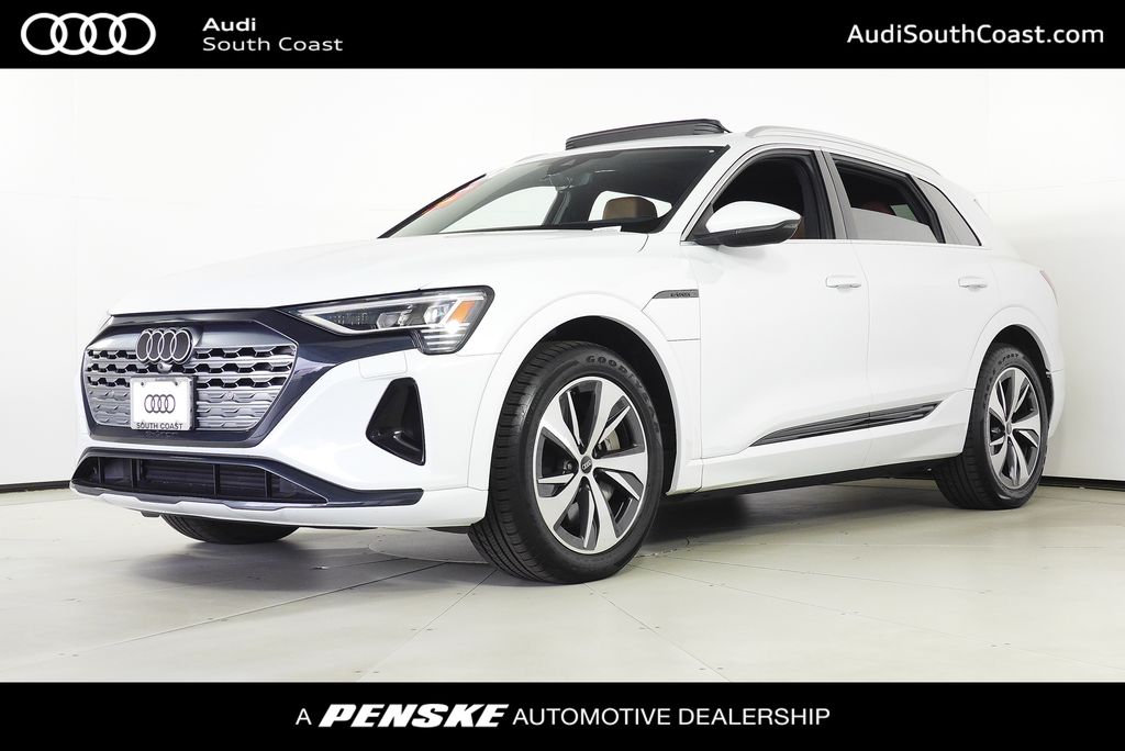 2024 Audi Q8 e-tron 55 114 kWh Premium quattro's photo