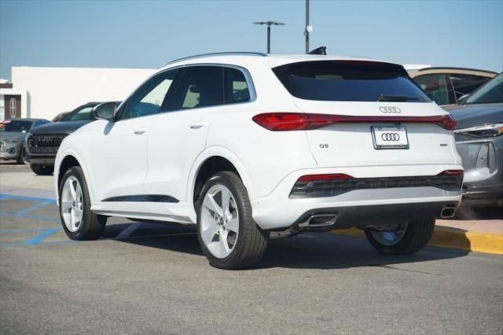 New 2025 Audi Q5 Prestige SUV