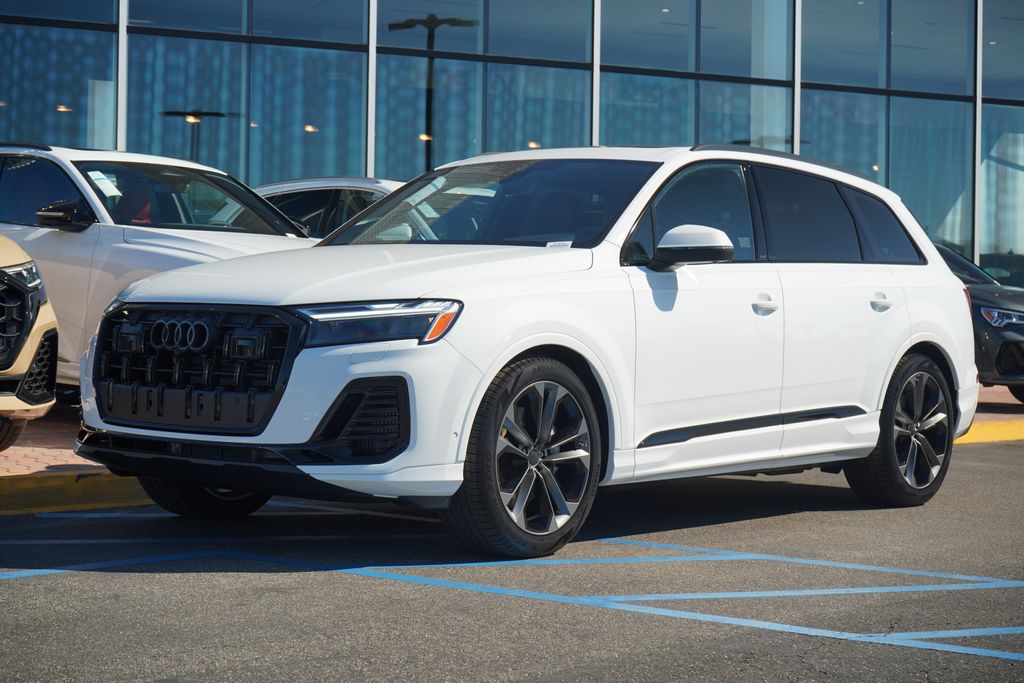 2026 Audi Q7 Premium Plus's photo