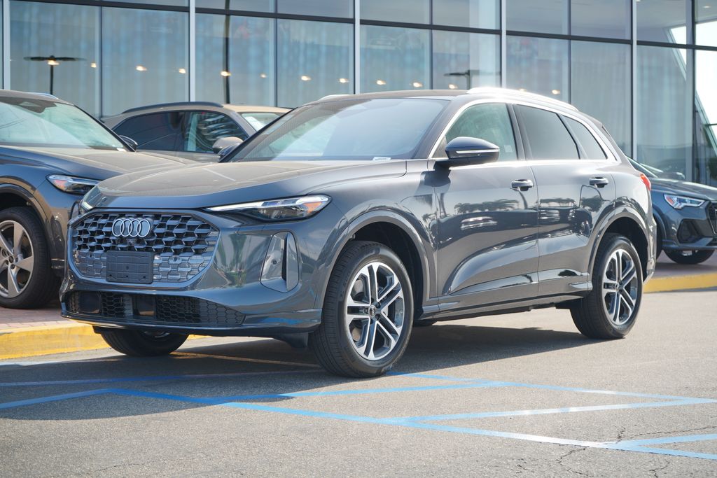 2025 Audi New Q5 Prestige's photo