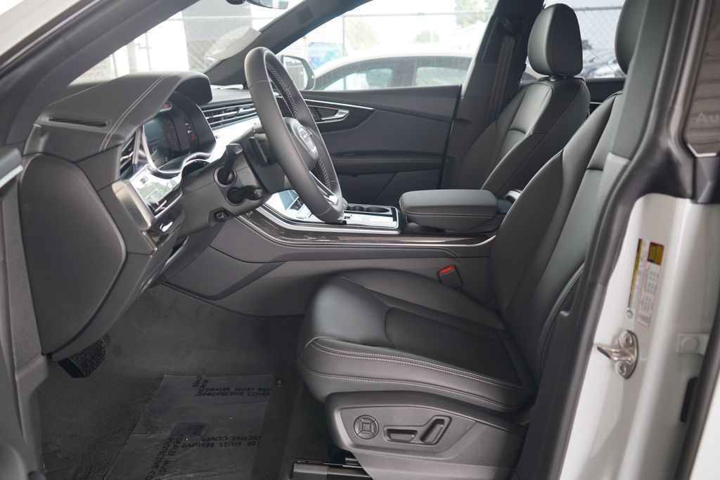 2026 Audi Q8 Premium Plus - Photo 6