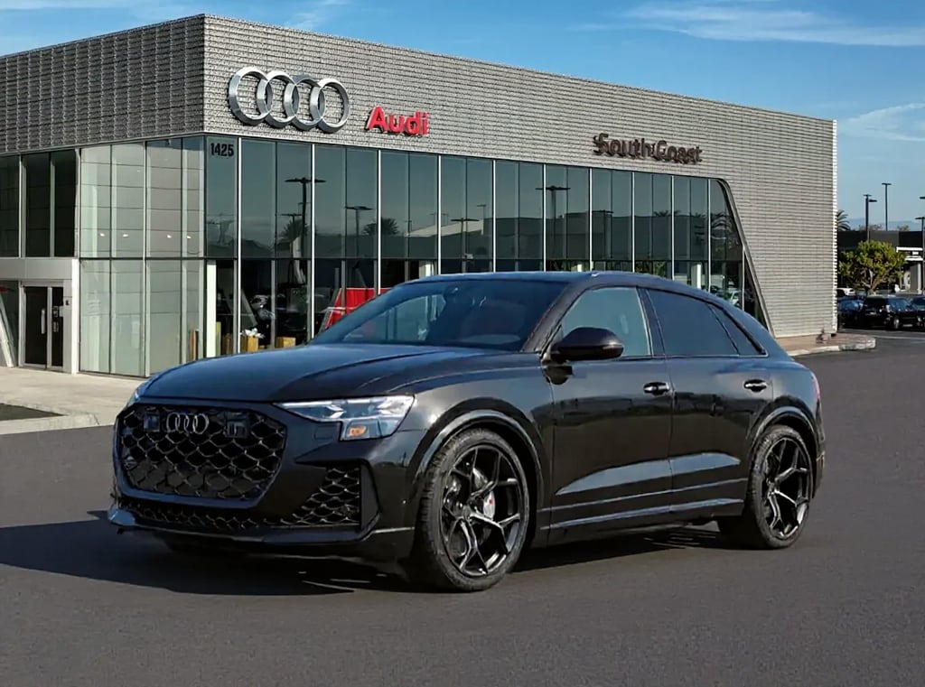 2026 Audi RS Q8 -'s photo