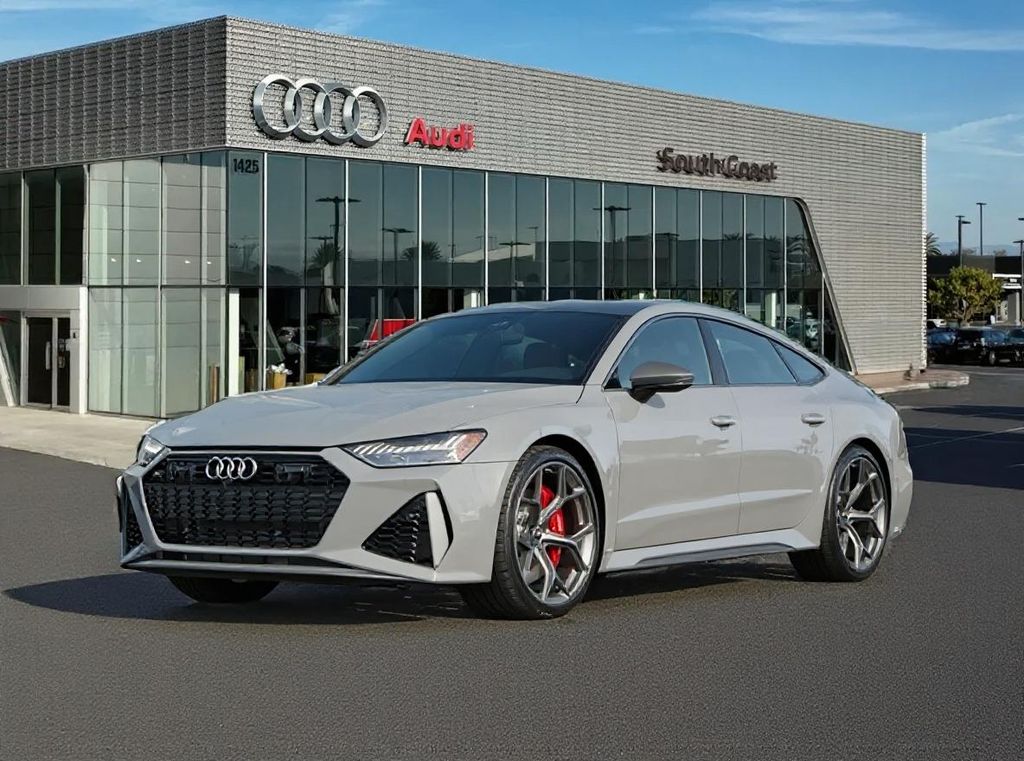 2025 Audi RS 7 Base's photo