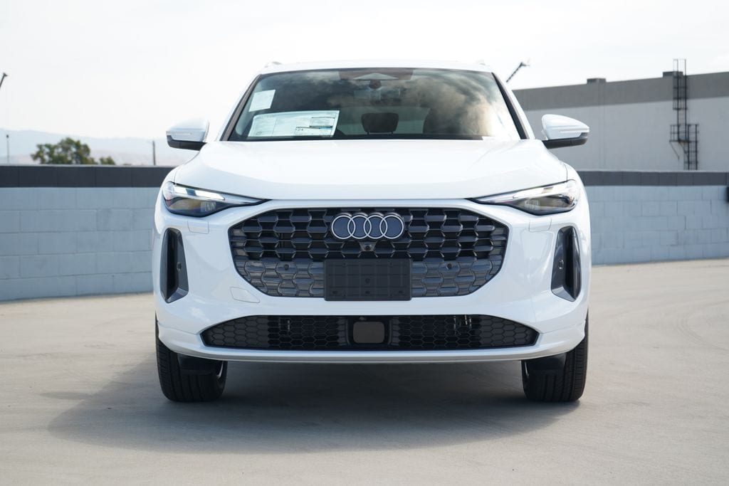 New 2026 Audi Q5 Premium SUV