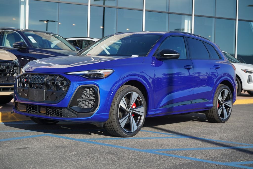 2025 Audi New SQ5 Premium Plus's photo