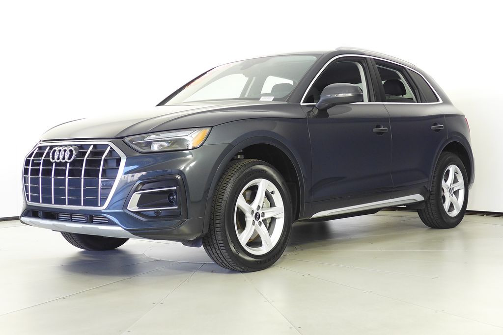 2023 Audi Q5 40 Premium photo 2
