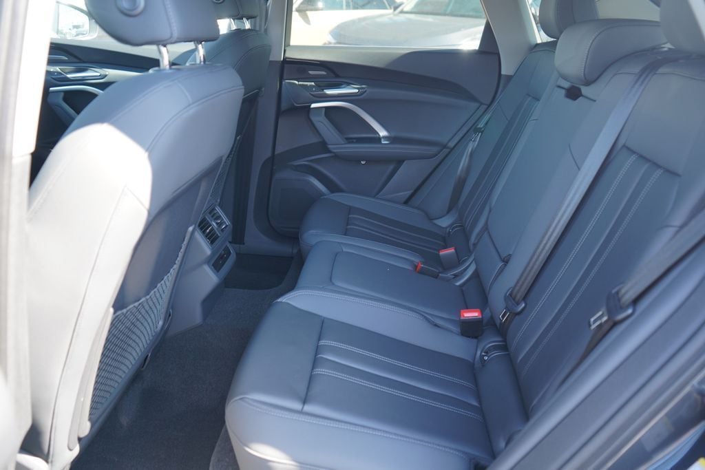 2025 Audi Q5 Sportback Premium Plus - Photo 7