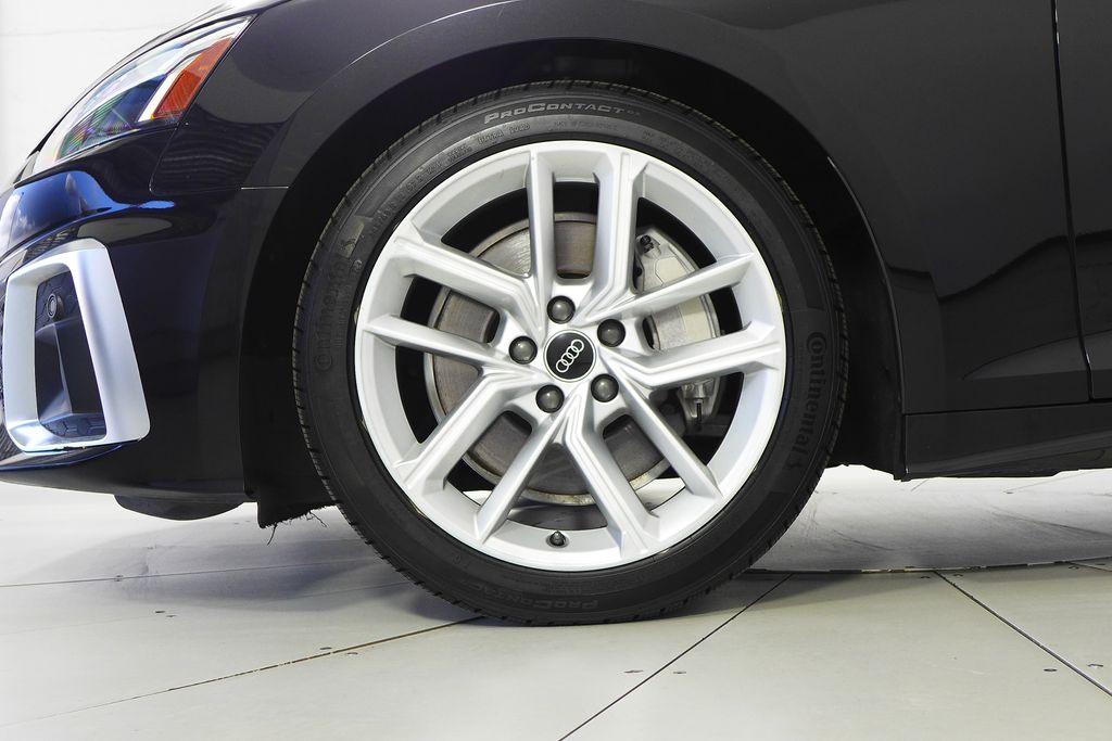 2023 Audi A5 Sportback 45 S Line Premium Plus photo 4