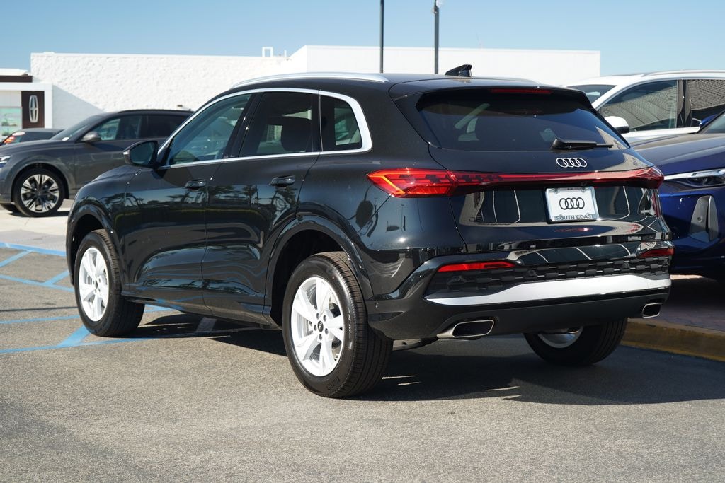 New 2025 Audi Q5 2.0T Premium SUV