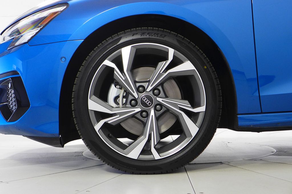 2023 Audi A3 40 Premium photo 4