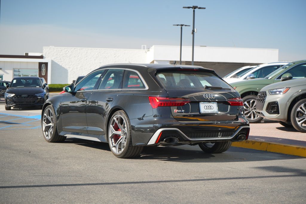 2025 Audi RS 6 Avant Performance photo 4