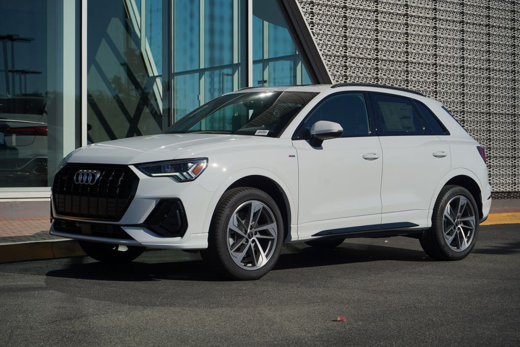 2025 Audi Q3 S Line Premium's photo