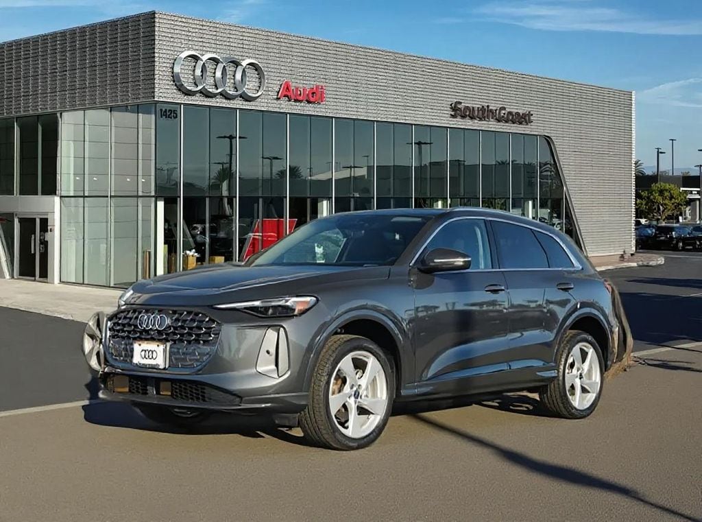 2025 Audi Q5 45 Premium Plus's photo