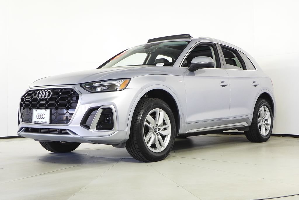 2023 Audi Q5 45 S Line Premium photo 2