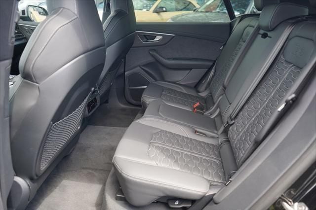 2025 Audi RS Q8 Base - Photo 7