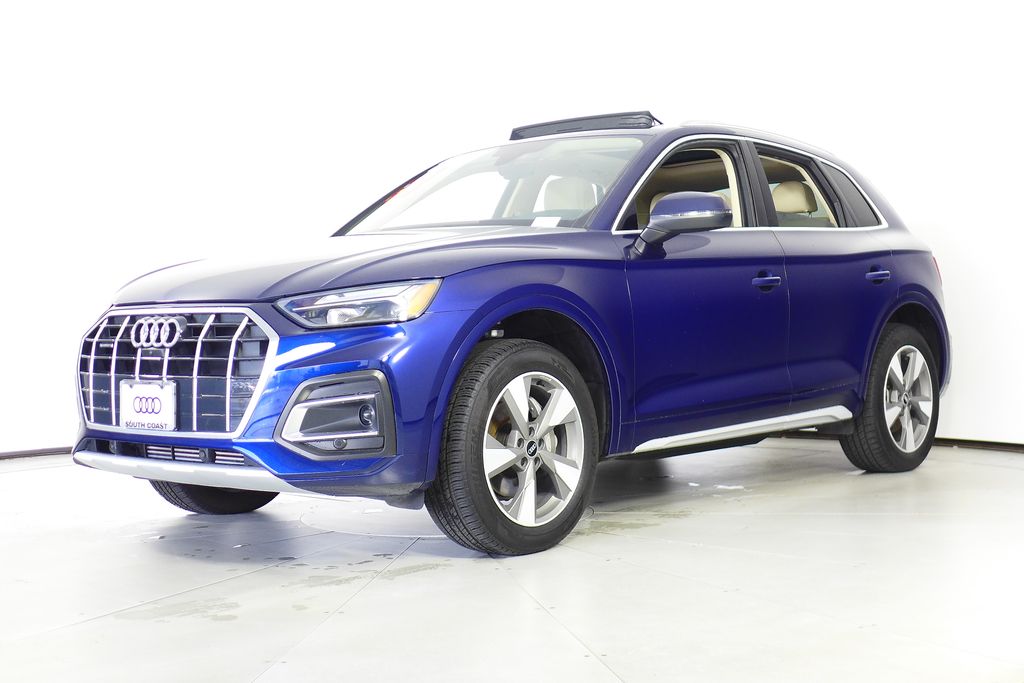 2022 Audi Q5 40 Premium photo 2