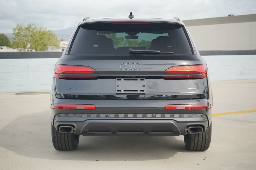 New 2026 Audi Q7 Premium Plus SUV