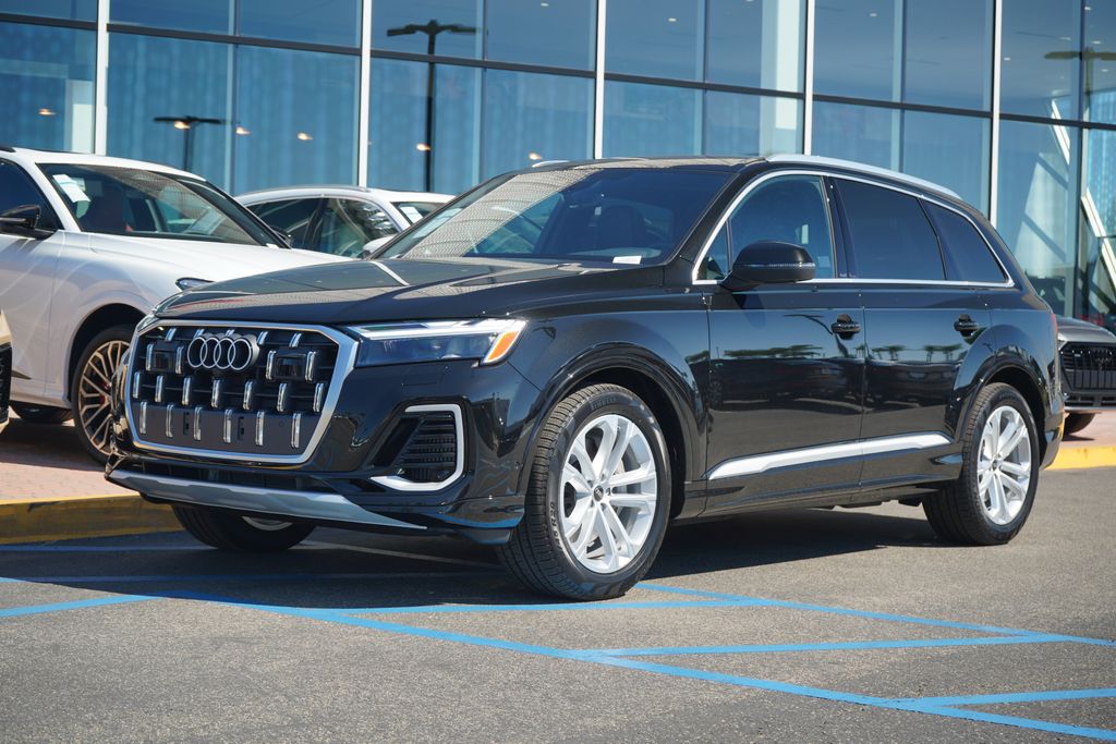 2026 Audi Q7 Premium Plus's photo