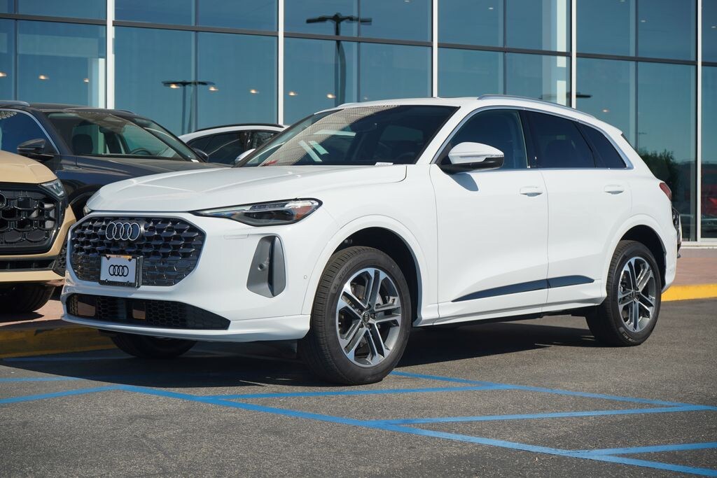 New 2025 Audi Q5 2.0T Premium SUV