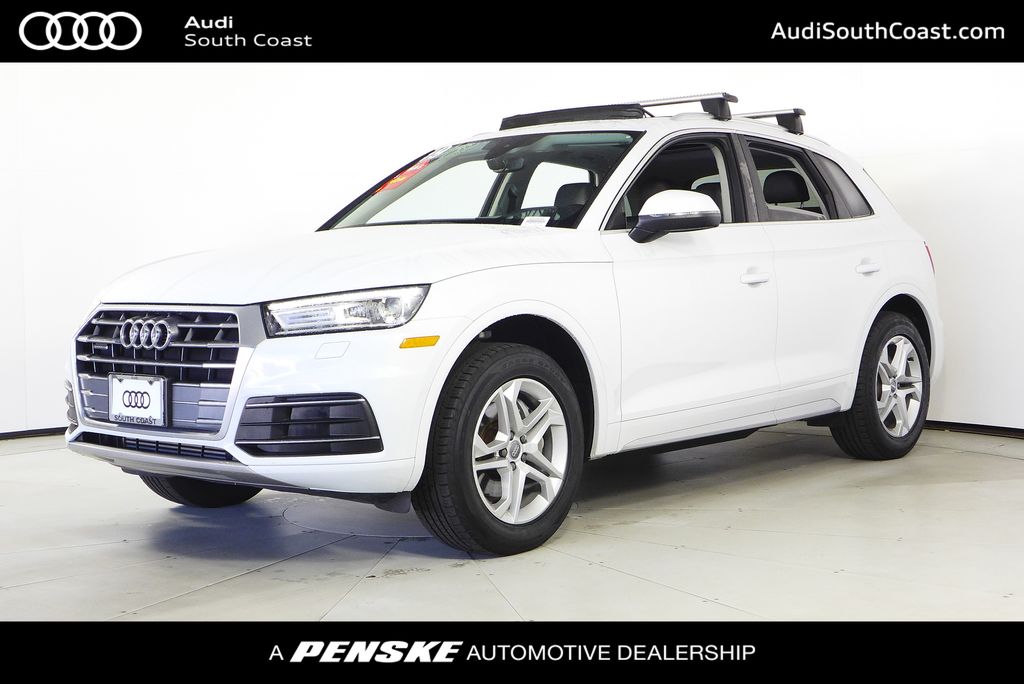 2019 Audi Q5 Premium's photo