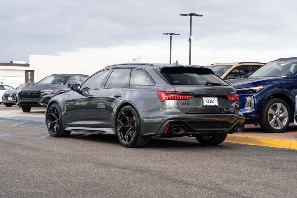 New 2026 Audi RS 6 Avant 4.0T performance Wagon