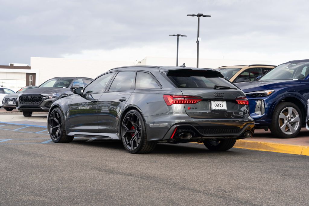 2026 Audi RS 6 Avant Performance Base photo 3