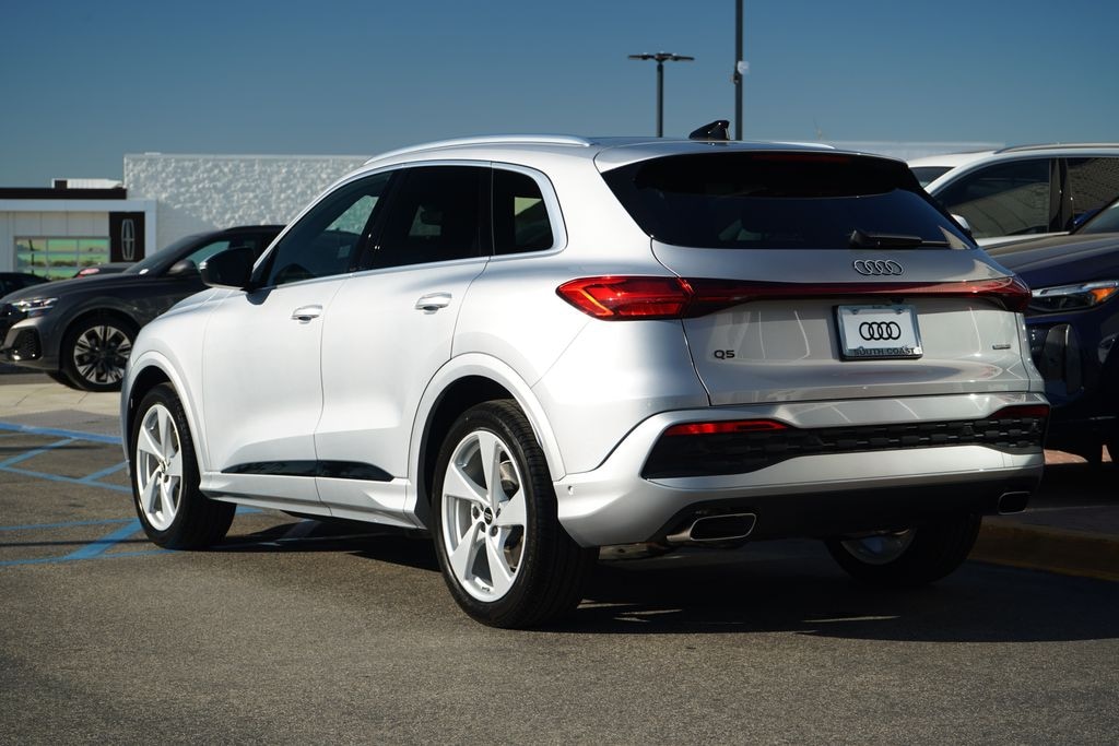 New 2025 Audi Q5 2.0T Premium SUV