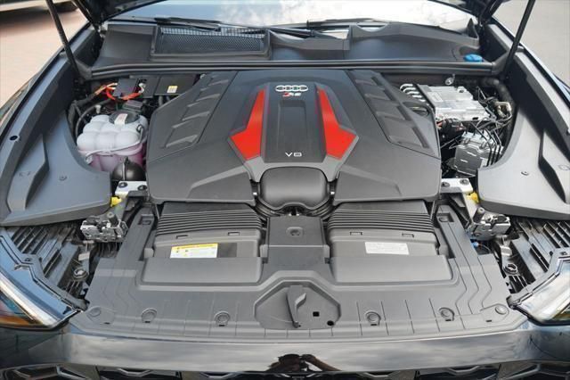 2025 Audi RS Q8 Base - Photo 13