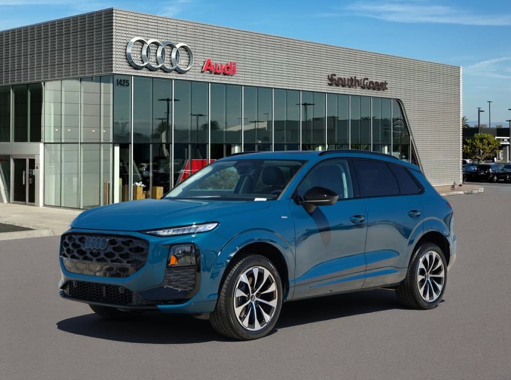 2026 Audi Q3 S line quattro's photo