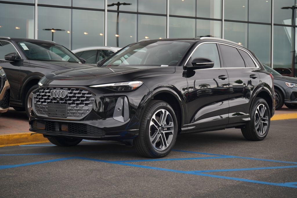 2025 Audi New Q5 Premium Plus's photo