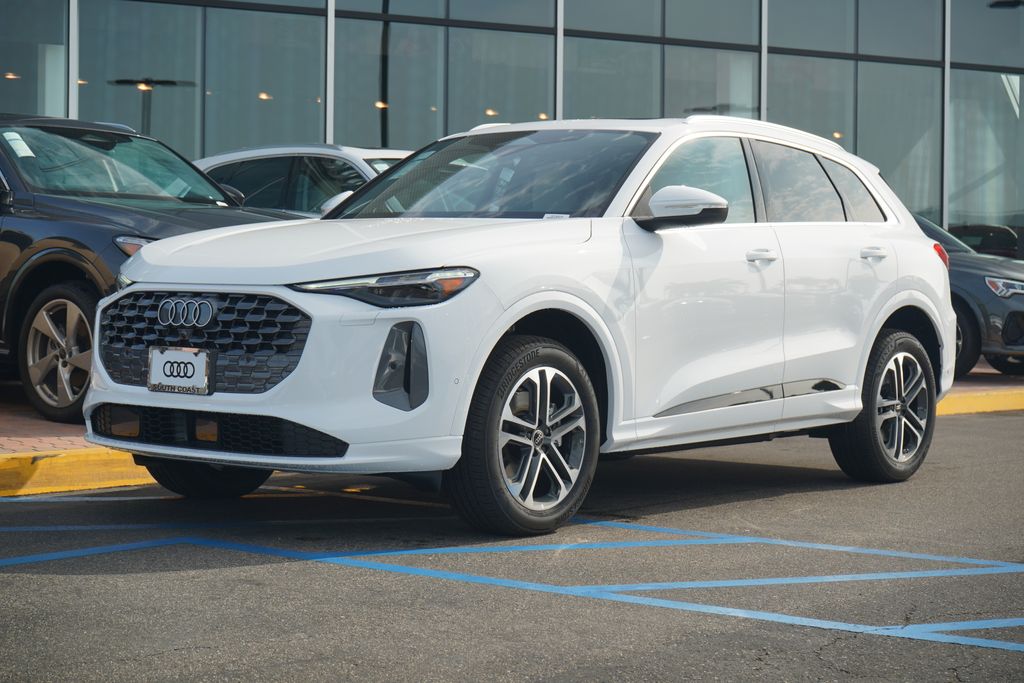 2025 Audi New Q5 Premium Plus's photo