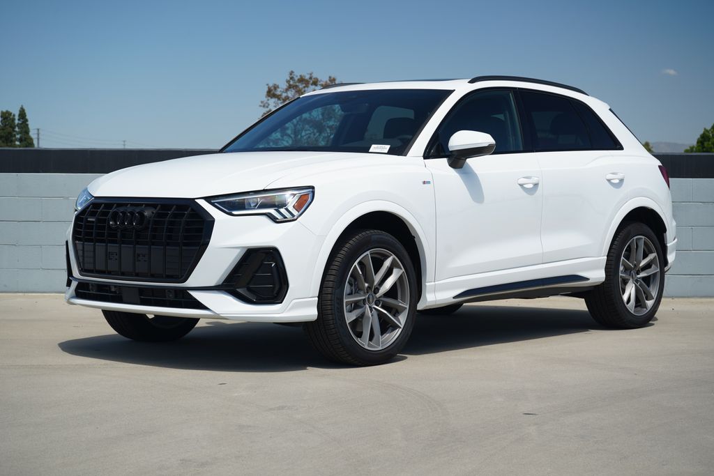 2025 Audi Q3 S Line Premium