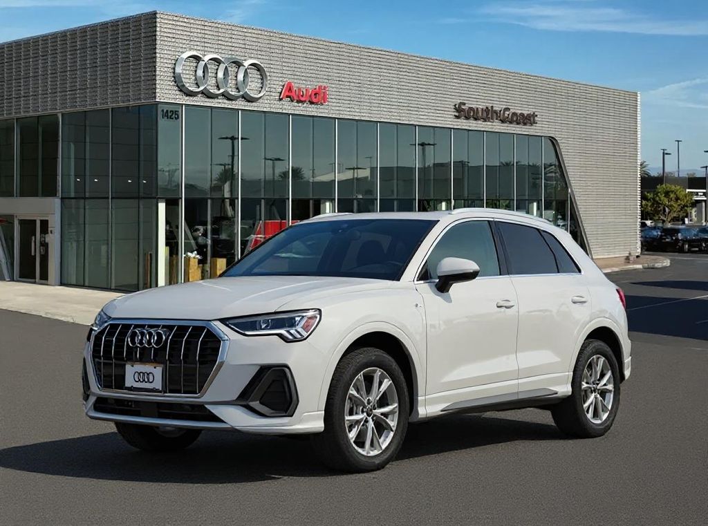 2025 Audi Q3 S Line Premium