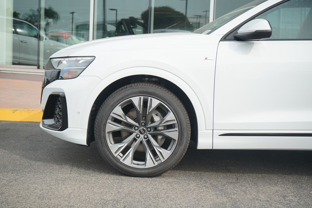 New 2026 Audi Q8 Premium Plus SUV