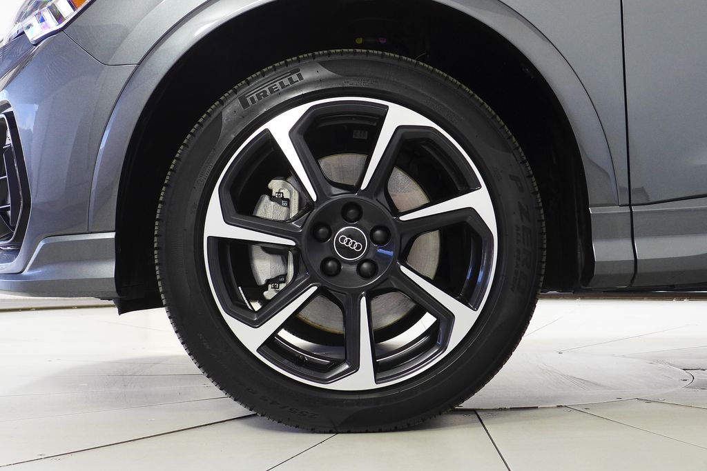 2025 Audi Q3 Premium Plus photo 4