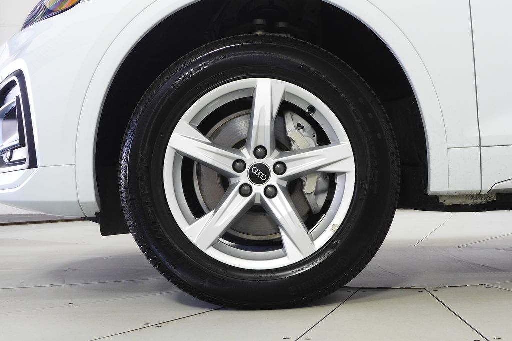 2023 Audi Q5 40 Premium photo 4