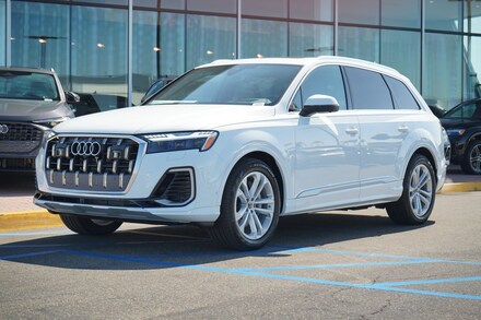 2025 Audi Q7 55 Premium SUV
