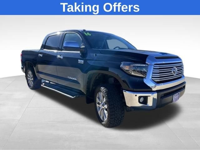 2016 Toyota Tundra Limited's photo