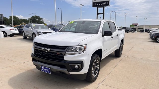 Used 2021 Chevrolet Colorado Z71 with VIN 1GCGTDEN4M1249158 for sale in Cedar Falls, IA