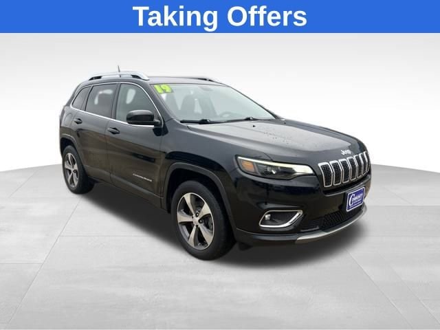 2019 Jeep Cherokee Limited's photo