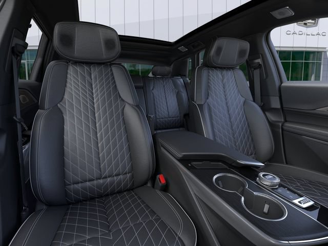 2027 Cadillac LYRIQ Signature Sport - Photo 17