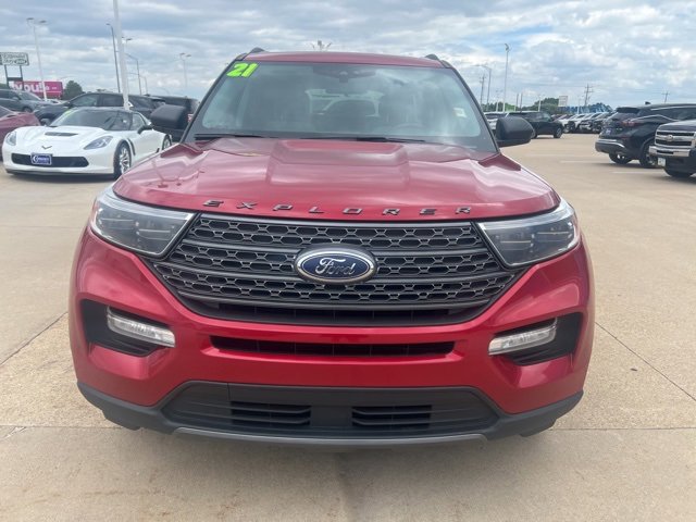 Used 2021 Ford Explorer XLT with VIN 1FMSK8DH3MGC13776 for sale in Cedar Falls, IA