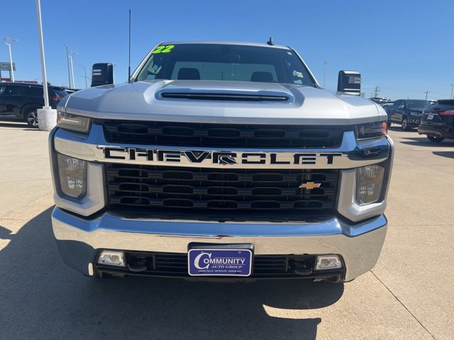 Used 2022 Chevrolet Silverado 2500HD LT with VIN 1GC0YNE76NF111541 for sale in Cedar Falls, IA