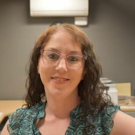 Staff member Liz Nieman from ID_7f0395f53812