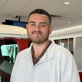 Staff member Tate Renaud from ID_33d8ac37686c