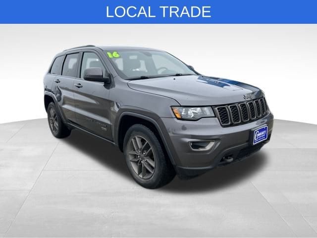 2016 Jeep Grand Cherokee Laredo's photo