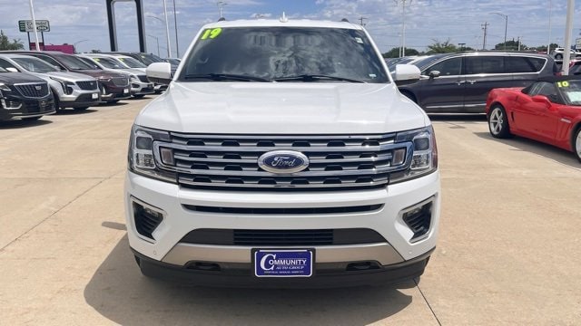 Used 2019 Ford Expedition Limited with VIN 1FMJK2AT7KEA19715 for sale in Cedar Falls, IA