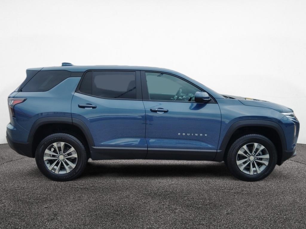2026 Chevrolet Equinox LT - Photo 8