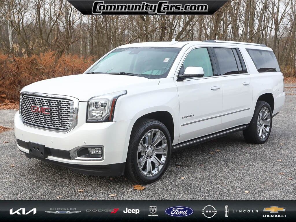 2017 Gmc Yukon XL Denali photo 2